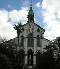 Japan travel guide: Oura Catholic Church