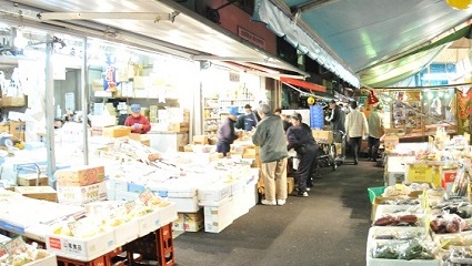 Tsukiji Outer Fish Market & Sushi Workshop