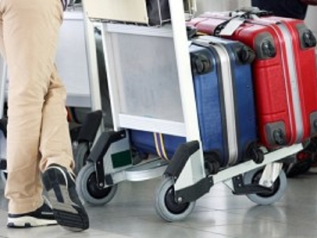 How to protect your luggage when you travel