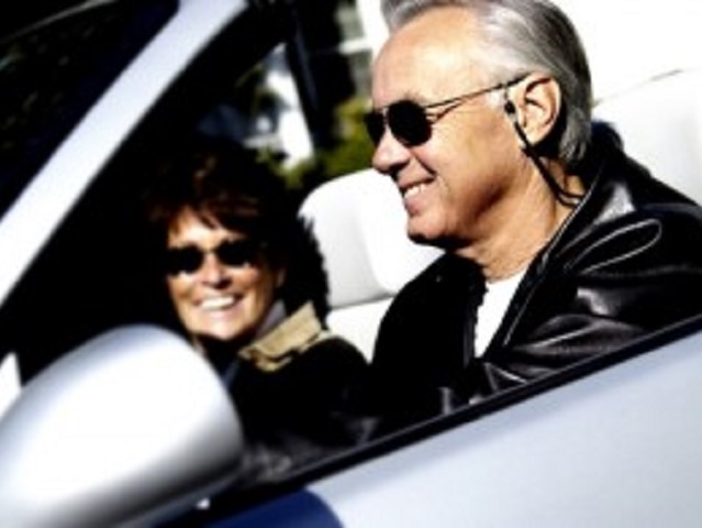 Money-saving travel tips for baby boomers