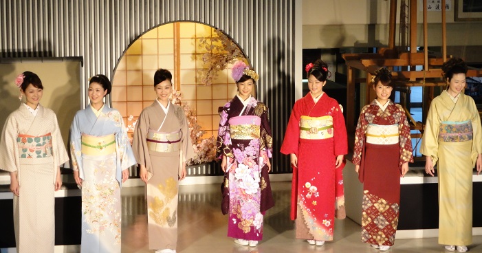 Japan travel guide: Nishijin Textile Center