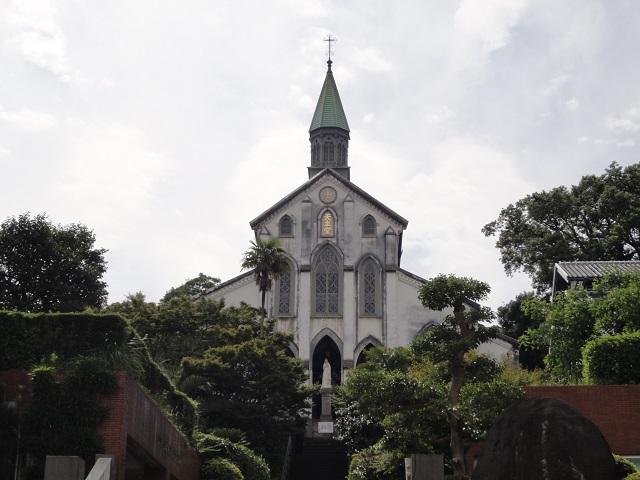 Japan travel guide: Oura Catholic Church