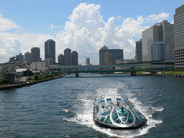 Japan travel guide: Sumida River Cruise