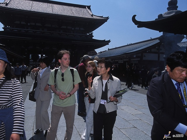 Japan Travel is Easy with Our Knowledgeable Tour Guides