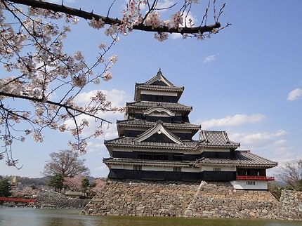Japan's Oldest Existing Castle Tower | Nagano