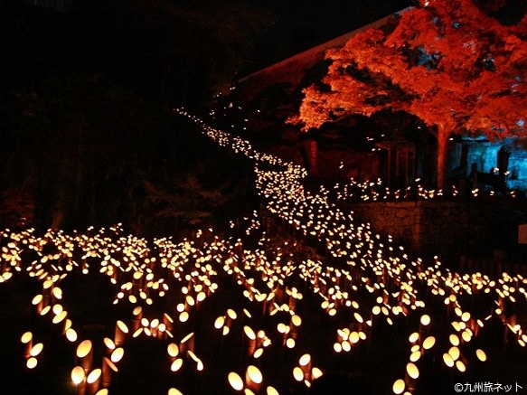 Thousands of Bamboo Lanterns Illuminate the Town