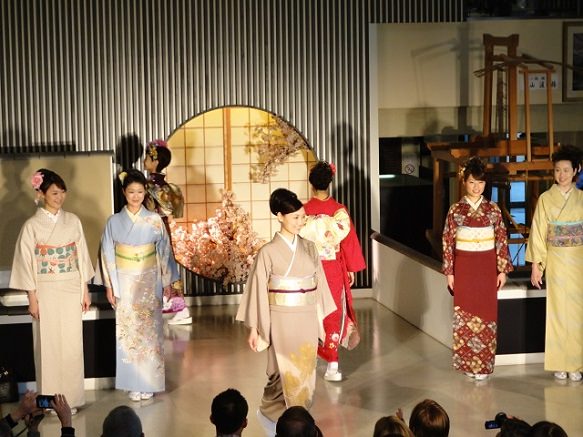 Stunning Kimono Fashion Show