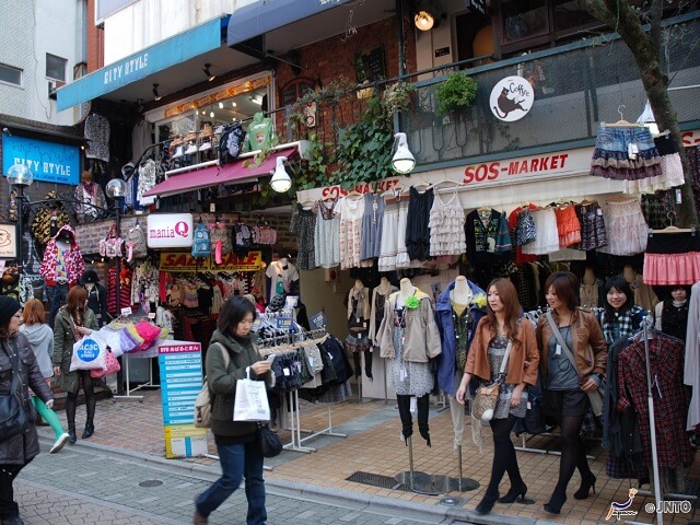 Unique Japanese Harajuku Fashion & Shopping