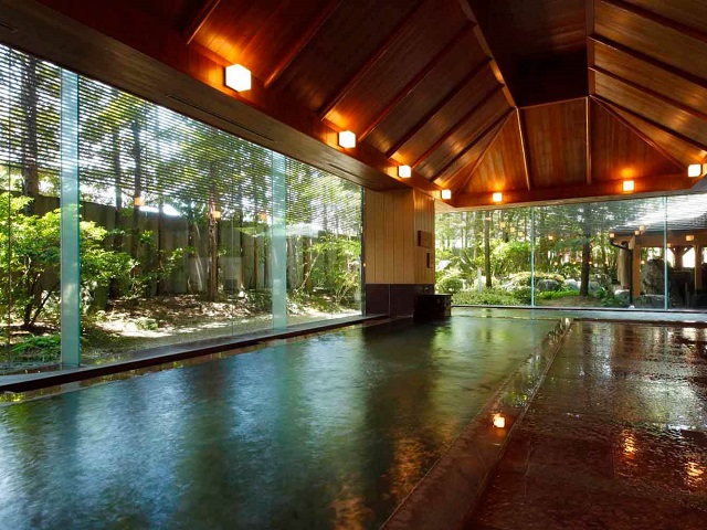 Japanese Hot Springs<br><em>Inside & Out</em>