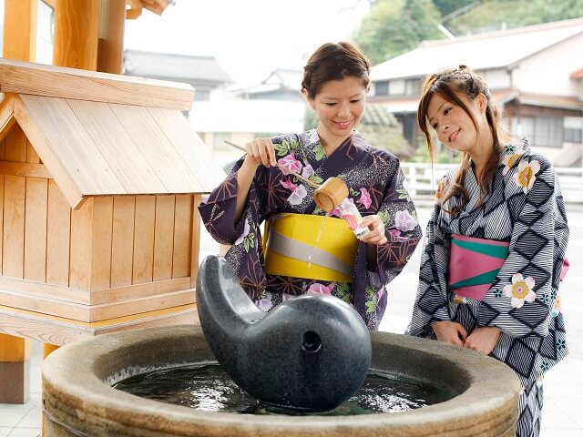 Tamatsukuri Onsen & Snow Crabs