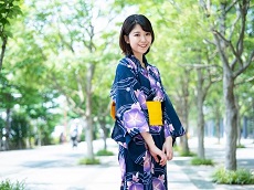 Summer Kimono Cosplay (Recommended Experience)
