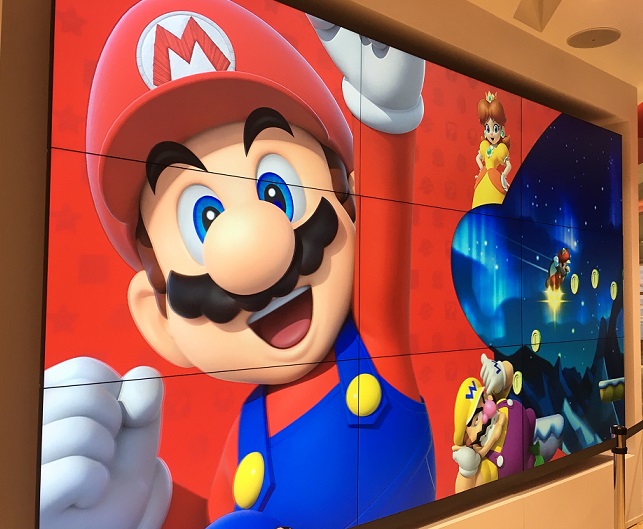 Tokyo's Nintendo store now offers its exclusive merchandise online