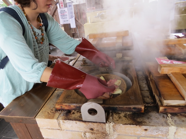 What is Jigoku Mushi? — A Hot Spring Cooking Tradition