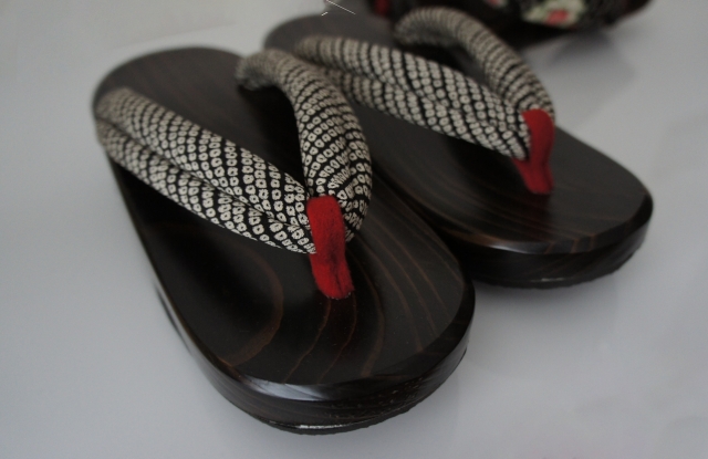 Walk in Style with Hita Geta – Traditional Wooden Footwear
