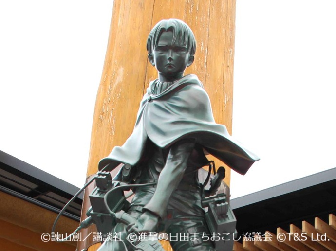 the Levi Ackerman Statue