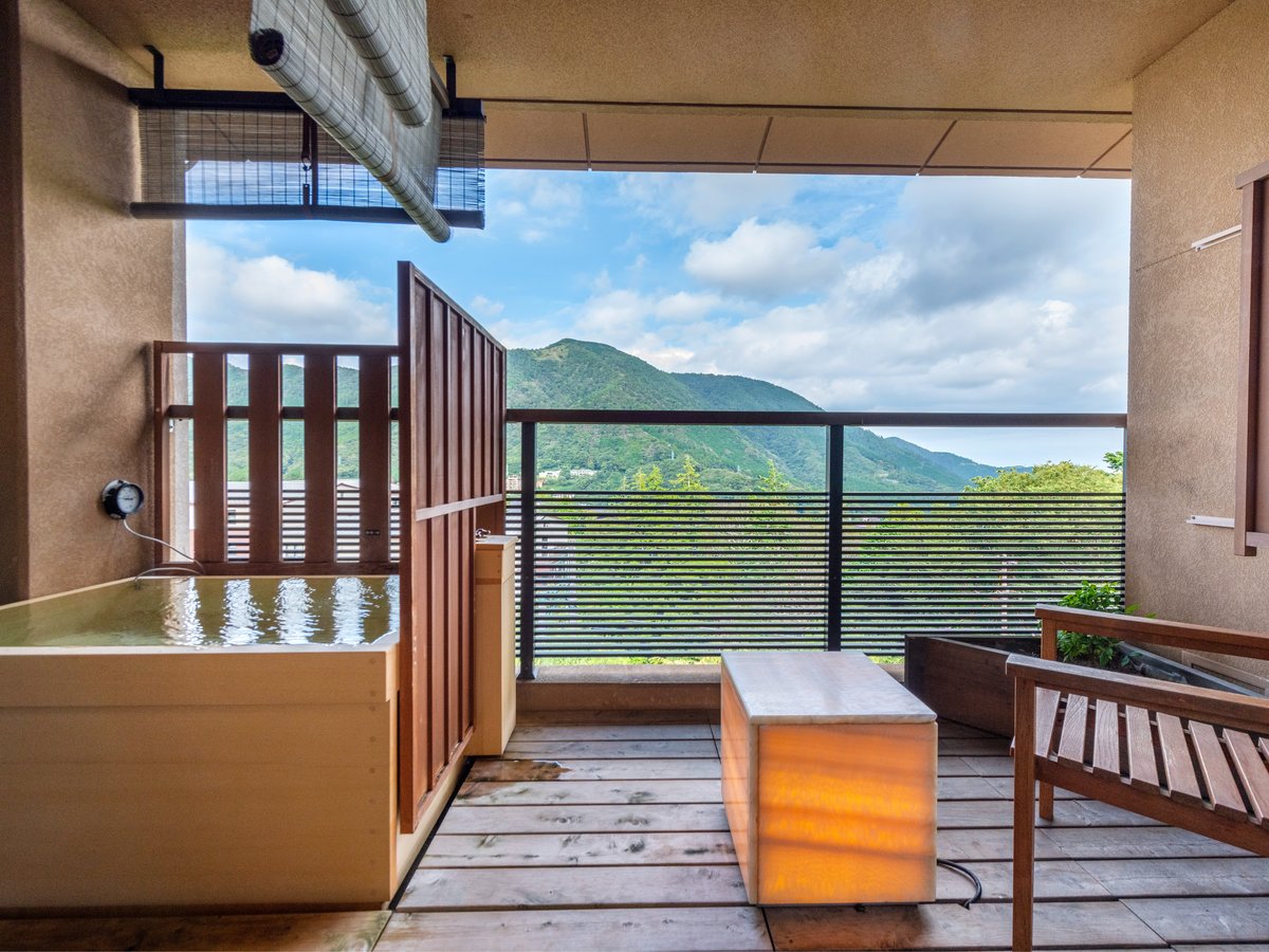 Private Open-Air Bath Suites